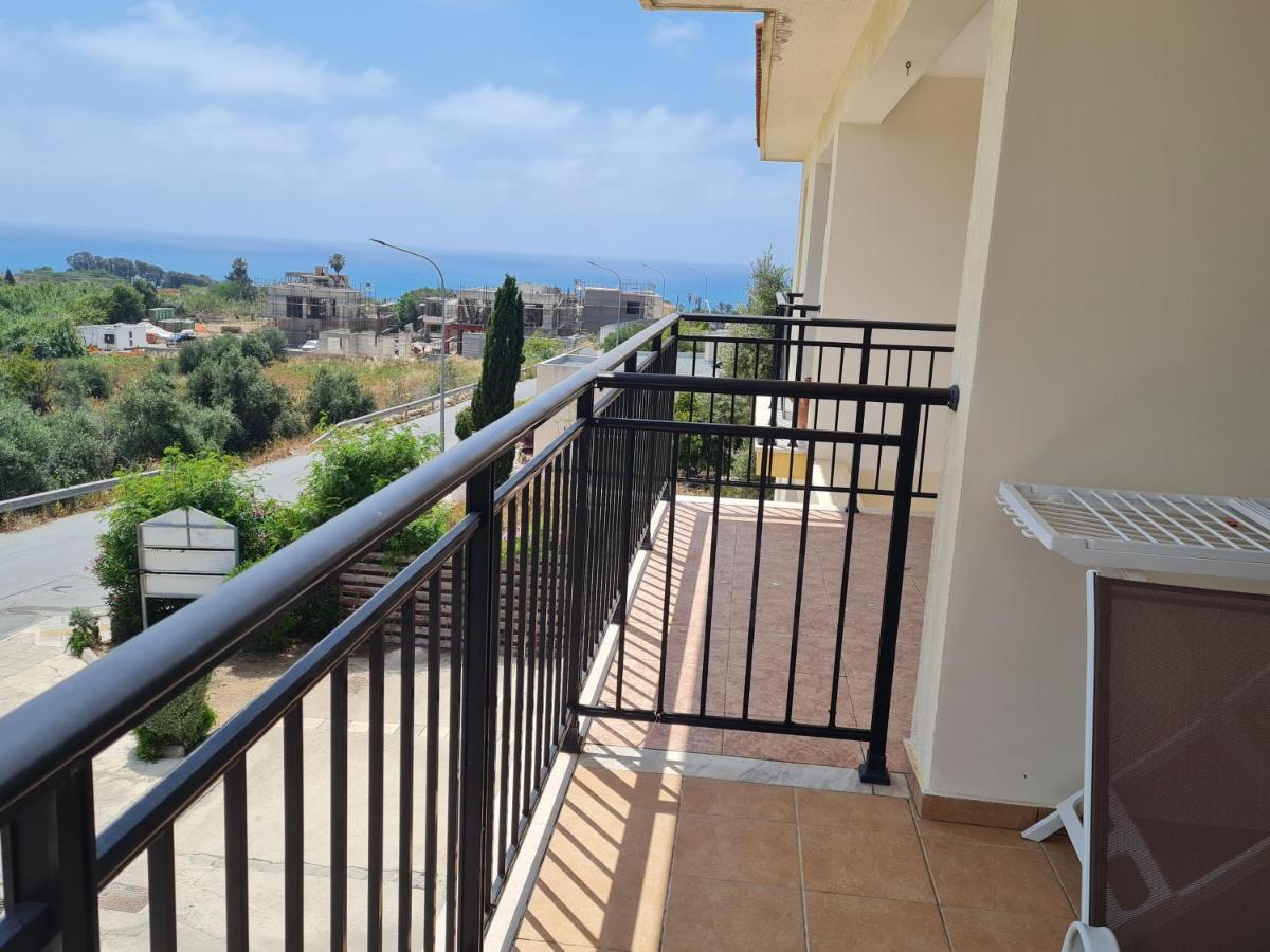Eden Heights Sea View Apartment 203 - By Imh Travel & Tours Paphos Exterior photo